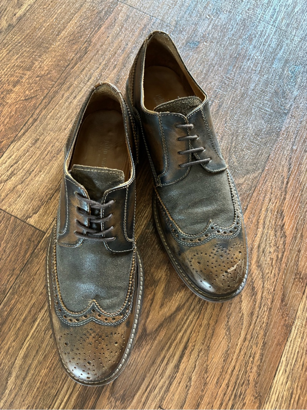 John Varvatos College Distressed Leather Wingtip Derby Oxfords 9.5